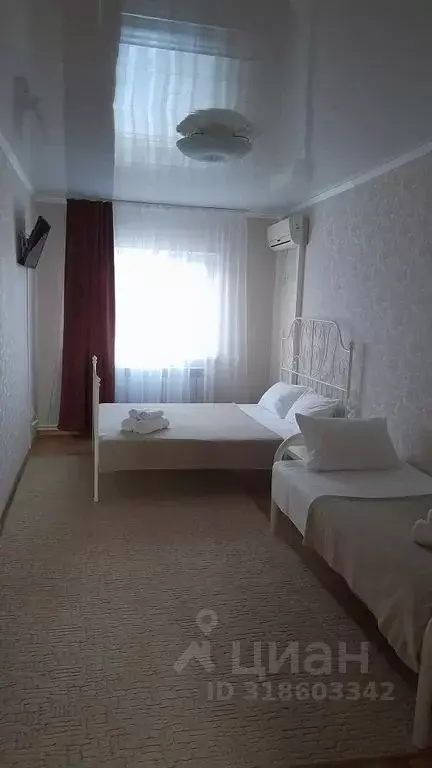 2-к кв. Краснодарский край, Ейск ул. Гоголя, 4 (56.0 м) - Фото 1