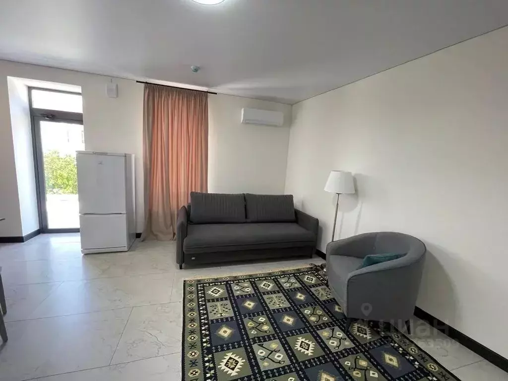 Дом в Дагестан, Махачкала Караман-7 мкр, ул. Асабская, 75 (45 м) - Фото 1