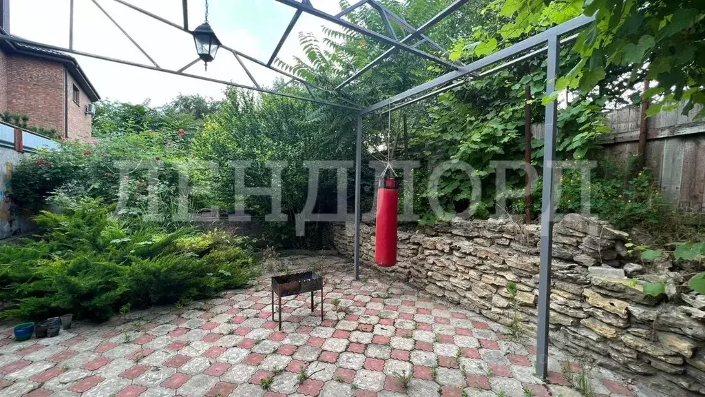 Дом в Ростовская область, Ростов-на-Дону ул. Нозадзе (165 м) - Фото 1