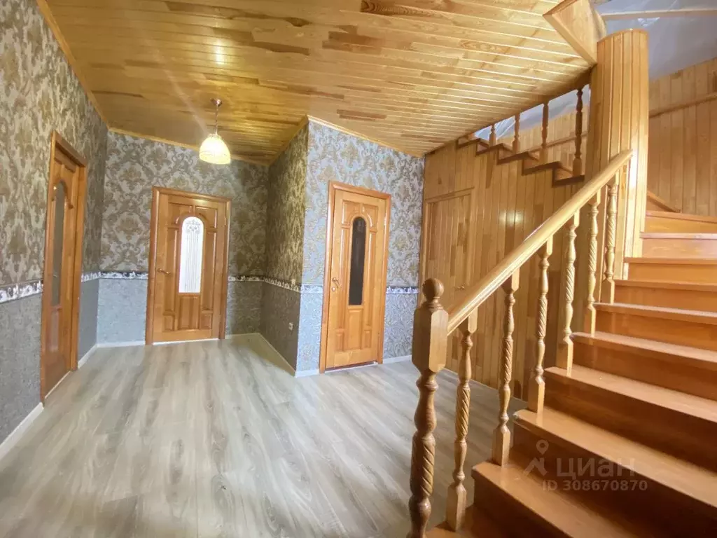 Коттедж в Челябинская область, Челябинск ул. Ленина, 60 (255 м) - Фото 0
