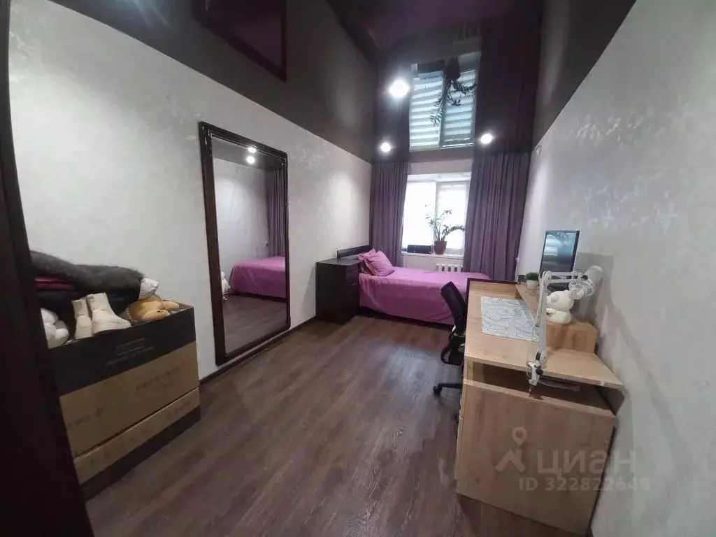 3-к кв. Кемеровская область, Новокузнецк ул. Метелкина, 13 (59.8 м) - Фото 2