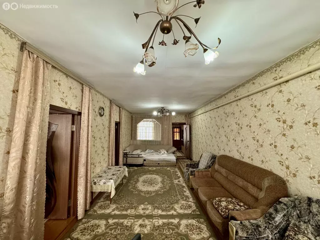 Дом в Дербент, 4-й Красноармейский переулок, 1/1 (150 м) - Фото 1