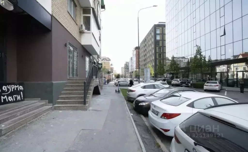 Торговая площадь в Тюменская область, Тюмень ул. Сакко, 5 (100 м) - Фото 1