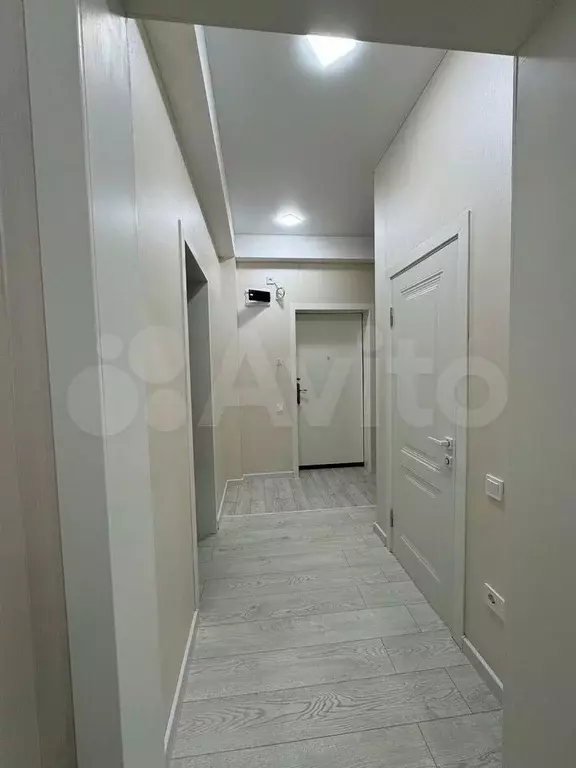 1-к. квартира, 48 м, 4/8 эт. - Фото 0
