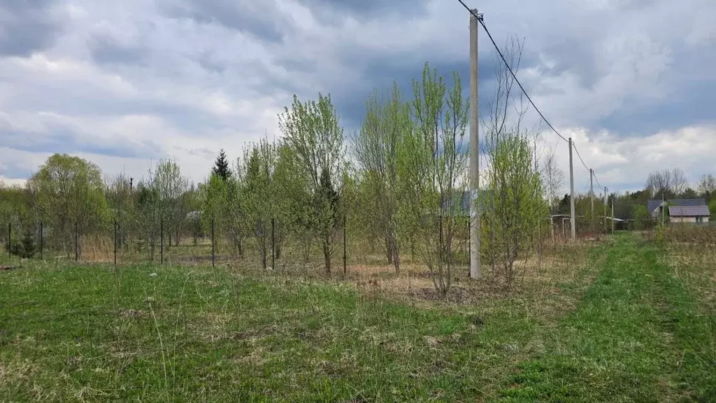 Участок в Московская область, Сергиево-Посадский городской округ, д. ... - Фото 1