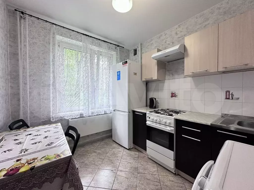 1-к. квартира, 33 м, 1/9 эт. - Фото 0