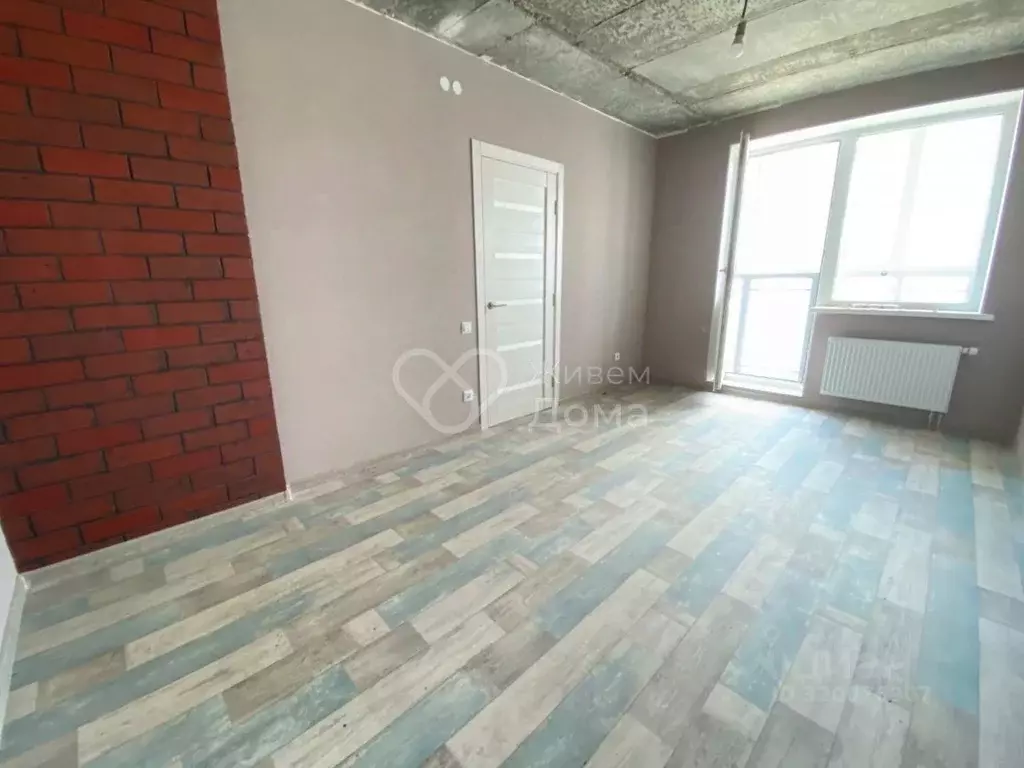 3-к кв. Волгоградская область, Волгоград ул. Быстрова, 102 (43.8 м) - Фото 2