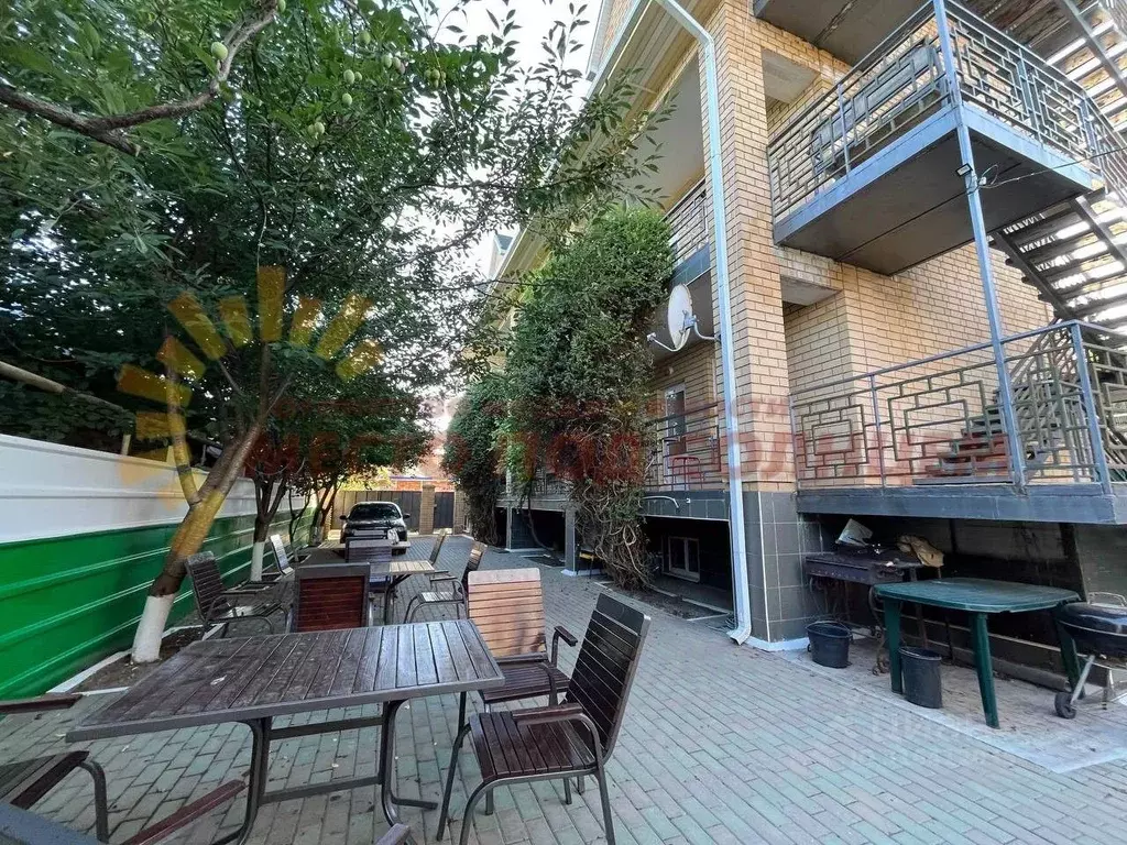 Дом в Краснодарский край, Ейск ул. Шмидта (373 м) - Фото 1