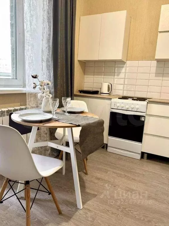 1-к кв. Курская область, Курск ул. Домостроителей, 17 (42.0 м) - Фото 1