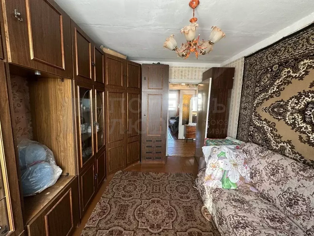 3-к кв. Новгородская область, Боровичи Сушанская ул., 17 (56.9 м) - Фото 1