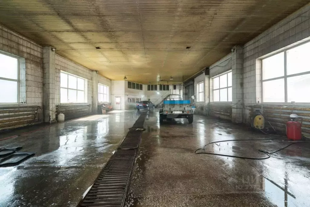 Помещение свободного назначения в Курганская область, Курган просп. ... - Фото 1