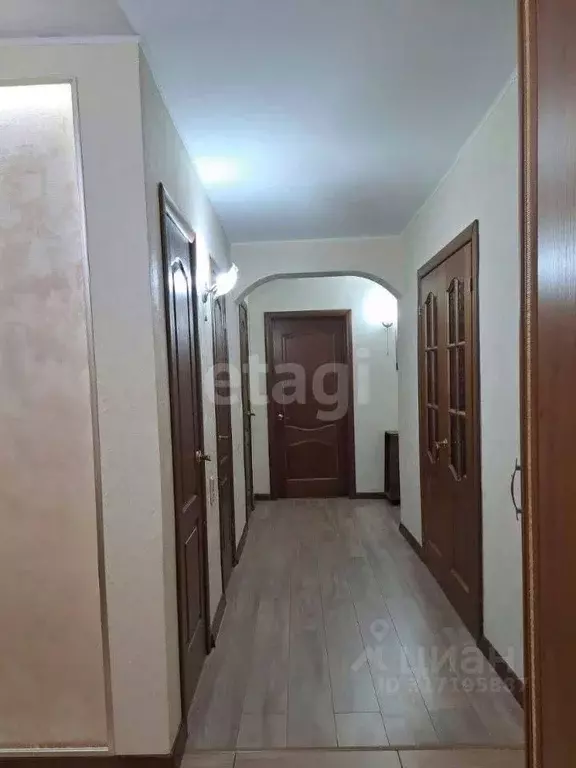 4-к кв. Нижегородская область, Выкса ул. Корнилова, 5 (87.7 м) - Фото 0