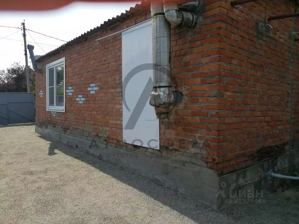 Дом в Краснодарский край, Апшеронск ул. Энгельса (58 м) - Фото 1