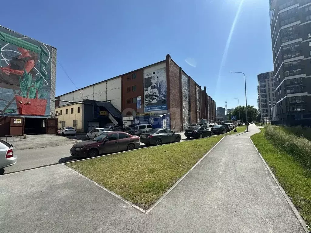 Гараж в Тюменская область, Тюмень ул. 2-я Северная, 11 (18 м) - Фото 1