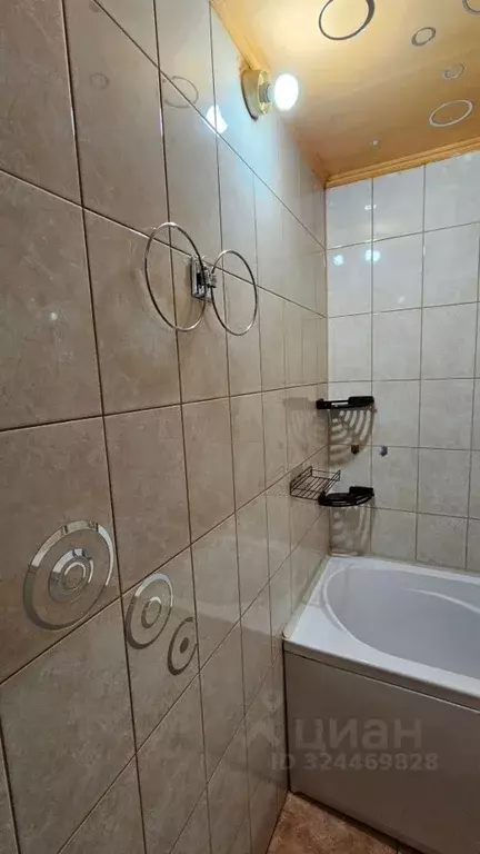 1-к кв. Челябинская область, Челябинск просп. Победы, 159 (31.9 м) - Фото 1