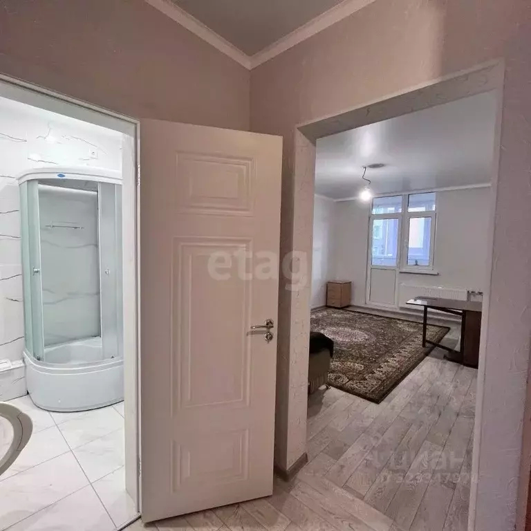 1-к кв. Оренбургская область, Оренбург Уральская ул., 2/20 (40.7 м) - Фото 1