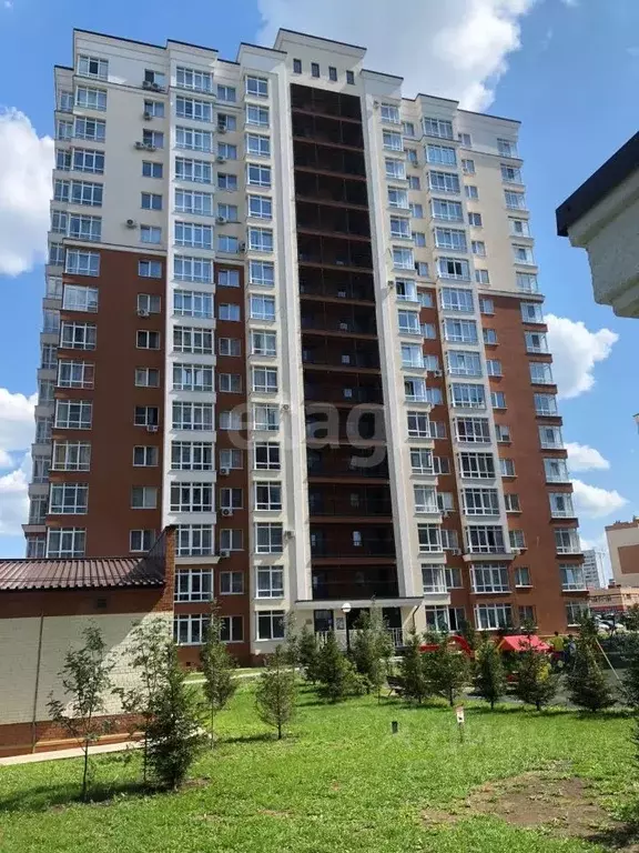 2-к кв. Кемеровская область, Кемерово просп. Притомский, 25 (61.7 м) - Фото 0