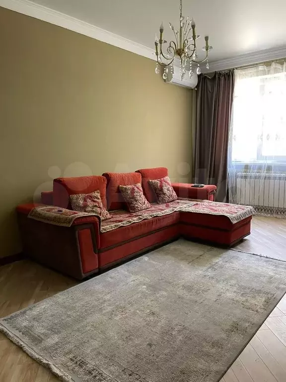 2-к. квартира, 70 м, 1/10 эт. - Фото 1