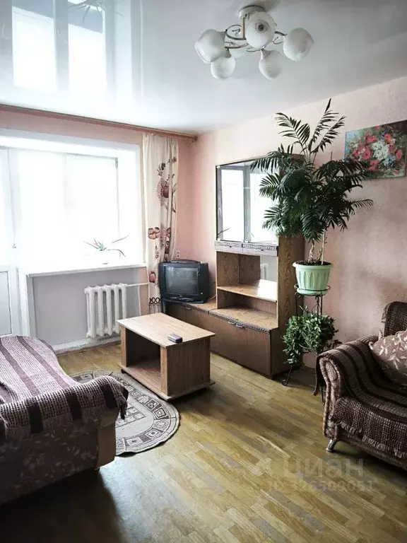 2-к кв. Иркутская область, Иркутск ул. Геологов, 18 (45.0 м) - Фото 0