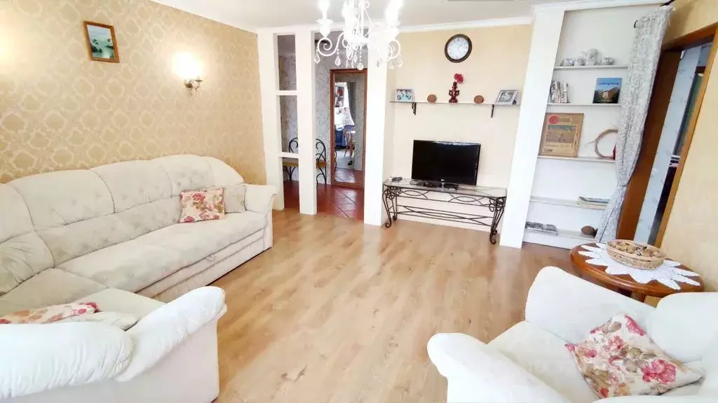 3-к кв. Крым, Евпатория просп. Ленина, 56 (75.0 м) - Фото 1