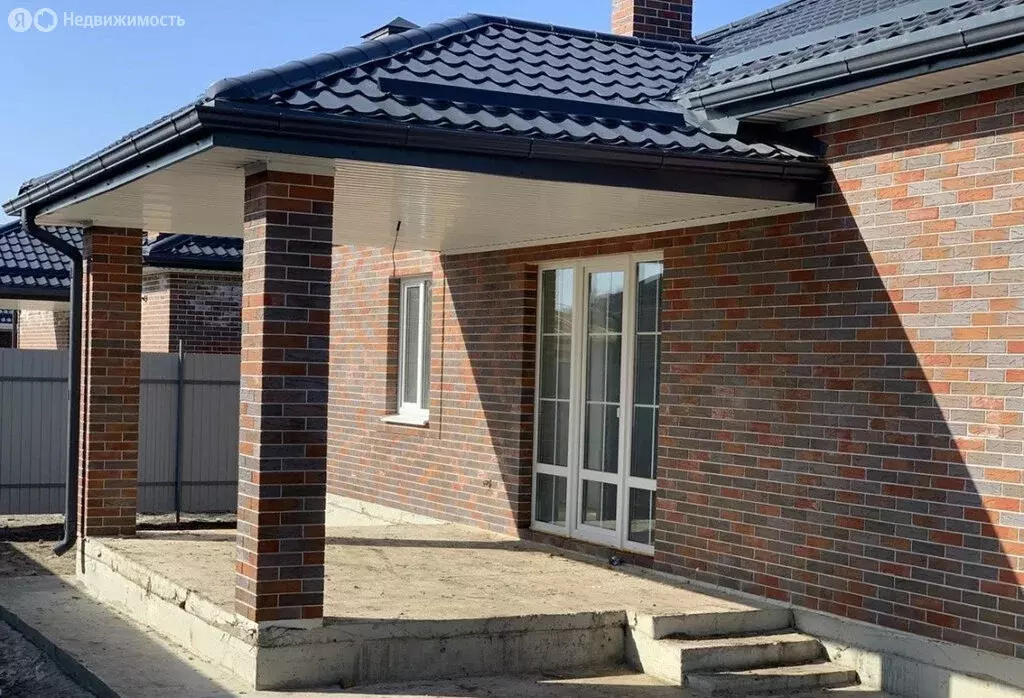 Дом в Новочеркасск, Ромашковая улица (120 м) - Фото 1
