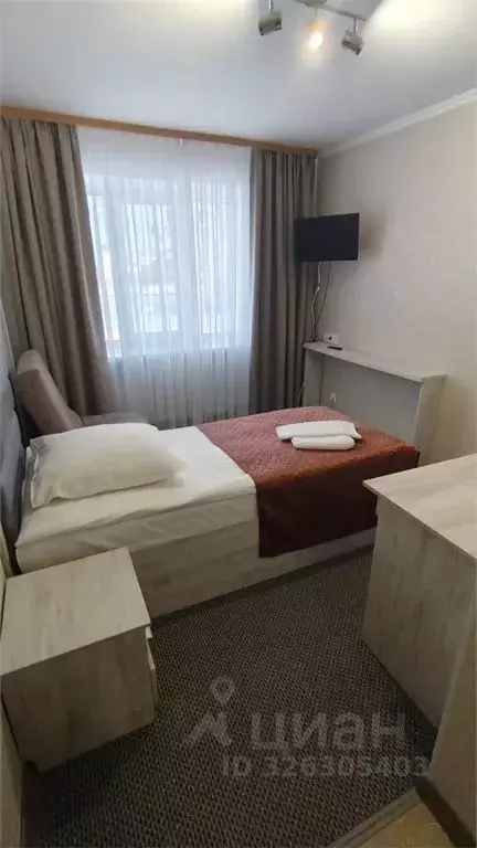 Комната Псковская область, Псков Пароменская ул., 4 - Фото 2