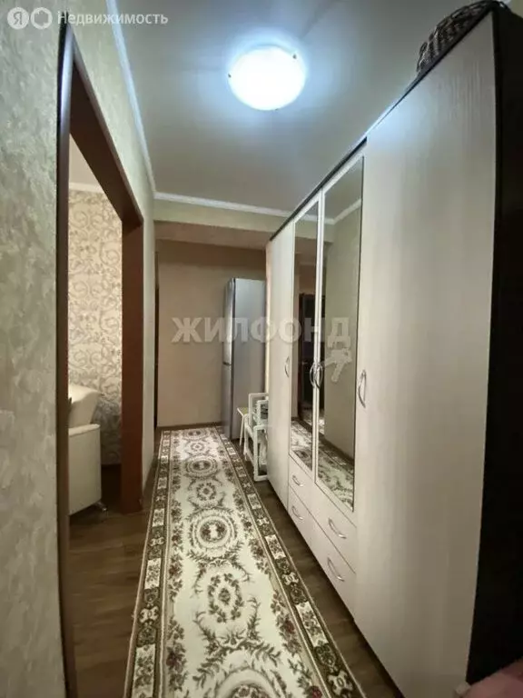 2-комнатная квартира: Абакан, улица Ломоносова, 24Б (65 м) - Фото 1