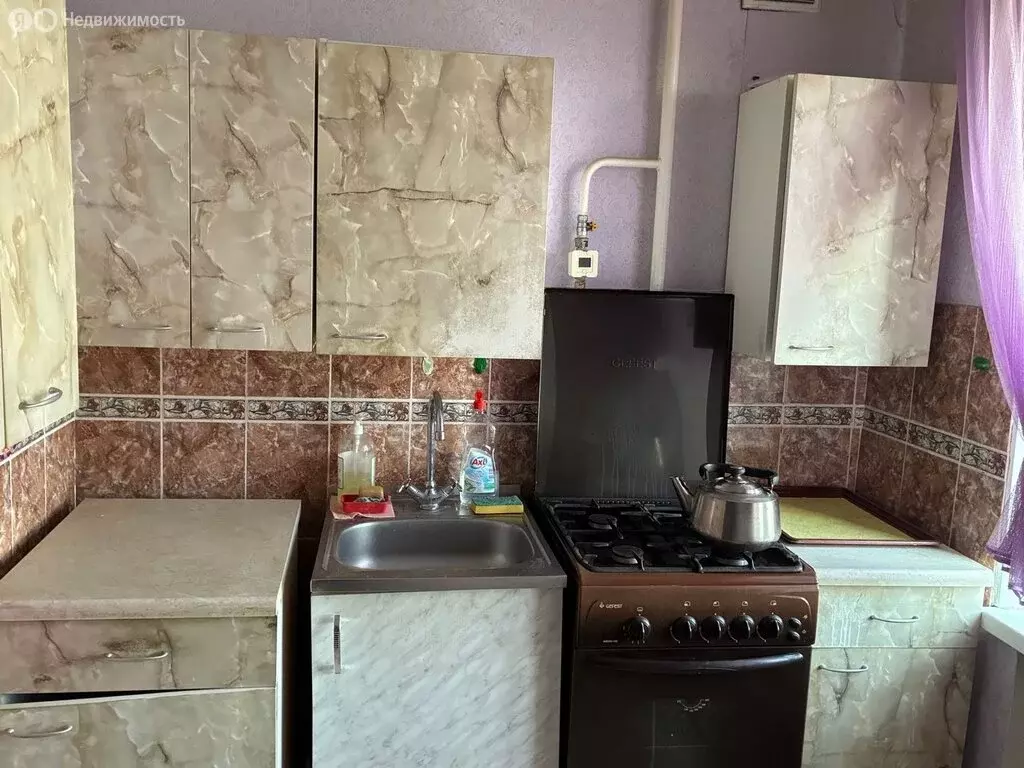 3-комнатная квартира: Челябинск, улица Комарова, 39 (60 м) - Фото 2