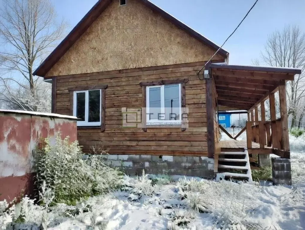 Дом в Башкортостан, Иглинский сельсовет, с. Иглино ул. Железнодорожная ... - Фото 1