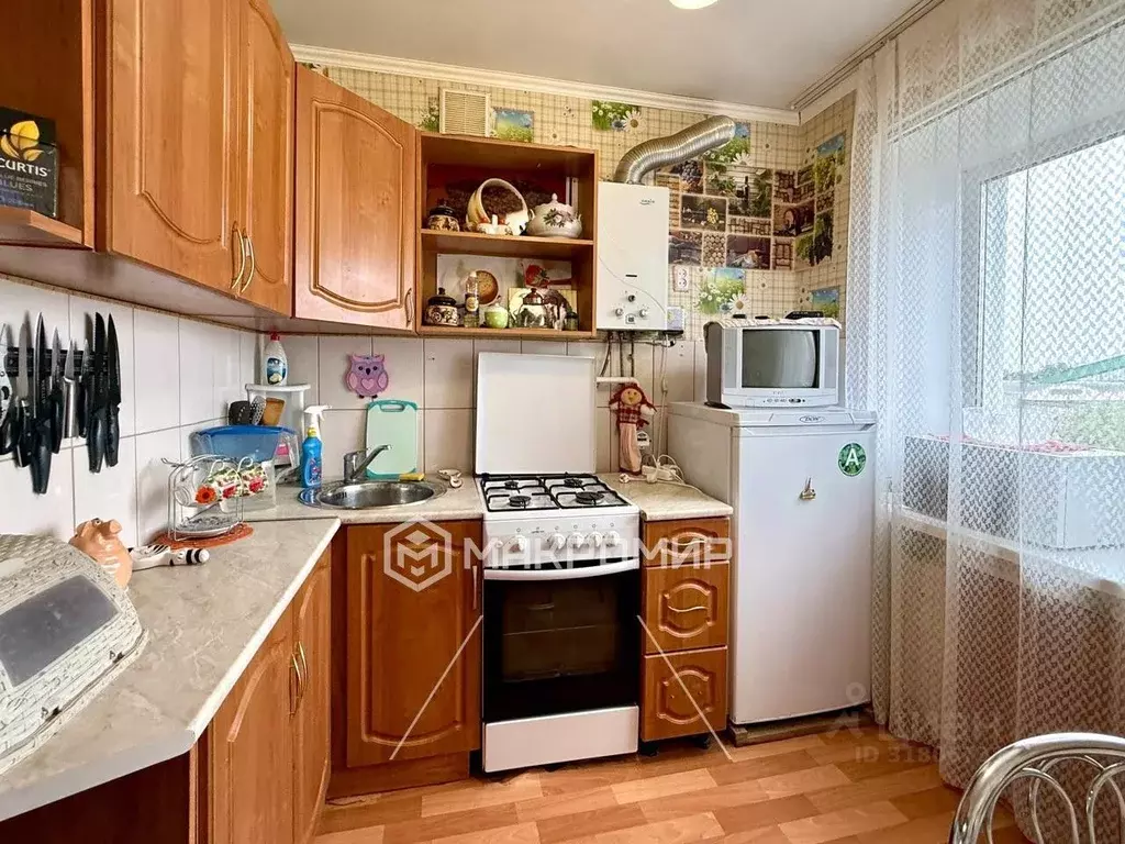 2-к кв. Брянская область, Брянск Новозыбковский пер., 5 (44.0 м) - Фото 0