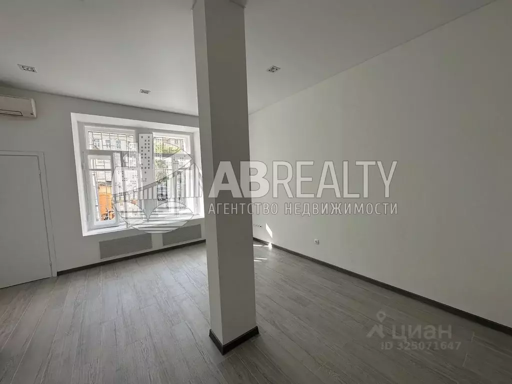 Офис в Москва Тверская ул., 12С7 (107 м) - Фото 2