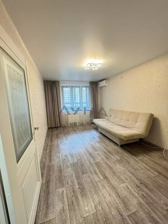 1-к кв. Татарстан, Набережные Челны просп. Яшьлек, 10В (40.0 м) - Фото 1