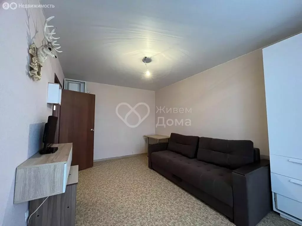 1-комнатная квартира: Волгоград, Кировский район, улица имени Старшего ... - Фото 2