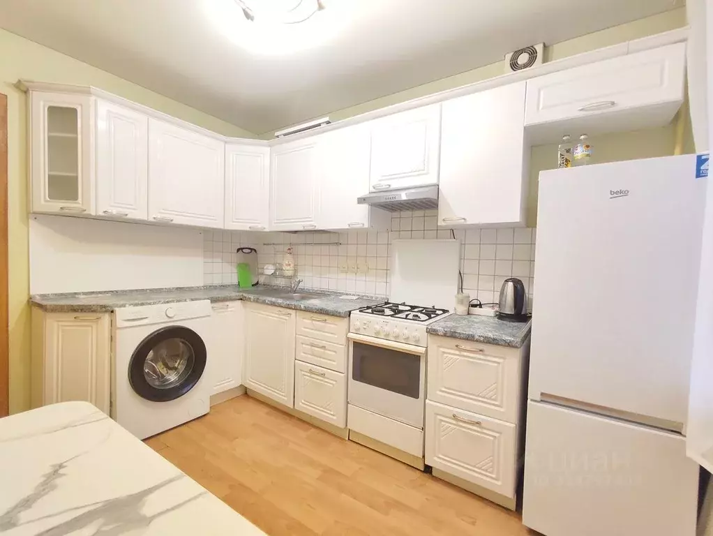 3-к кв. Саратовская область, Саратов ул. Имени Н.Г. Чернышевского, ... - Фото 2