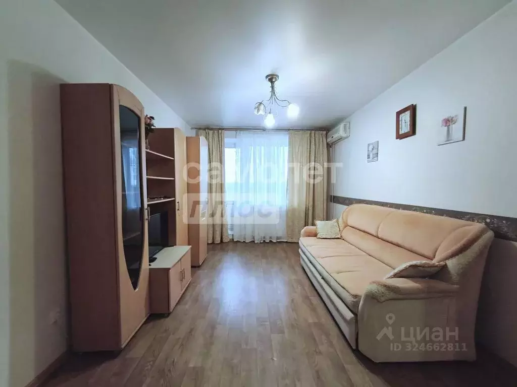 2-к кв. Волгоградская область, Волгоград ул. Космонавтов, 47/1 (62.4 ... - Фото 1