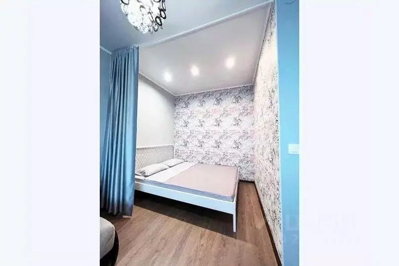 1-к кв. Тюменская область, Тюмень ул. Революции, 228к1 (36.0 м) - Фото 0