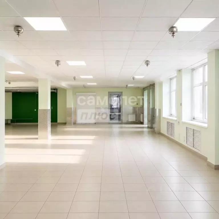 Торговая площадь в Кировская область, Киров ул. Воровского, 107 (100 ... - Фото 2