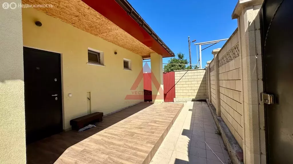 Дом в Севастополь, Феодосийская улица, 36 (181 м) - Фото 2