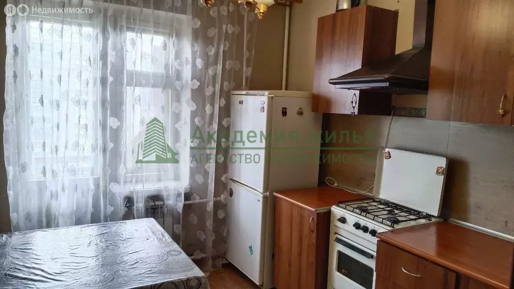 1-комнатная квартира: Энгельс, улица Максима Горького, 4 (38 м) - Фото 1