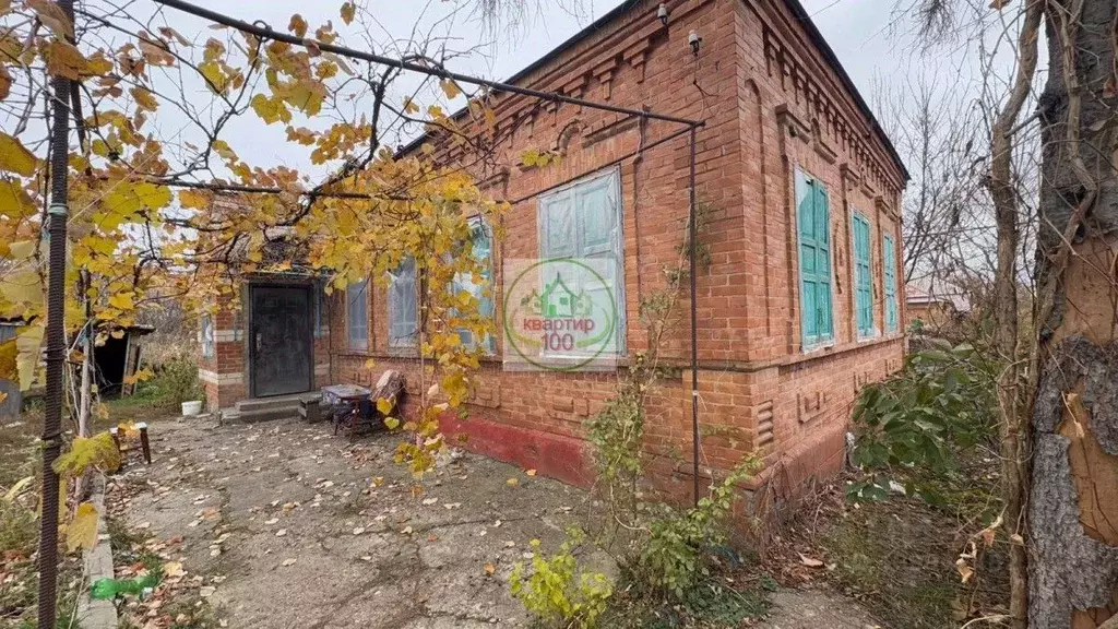 Дом в Краснодарский край, Новокубанский район, Советская ст-ца ул. ... - Фото 0