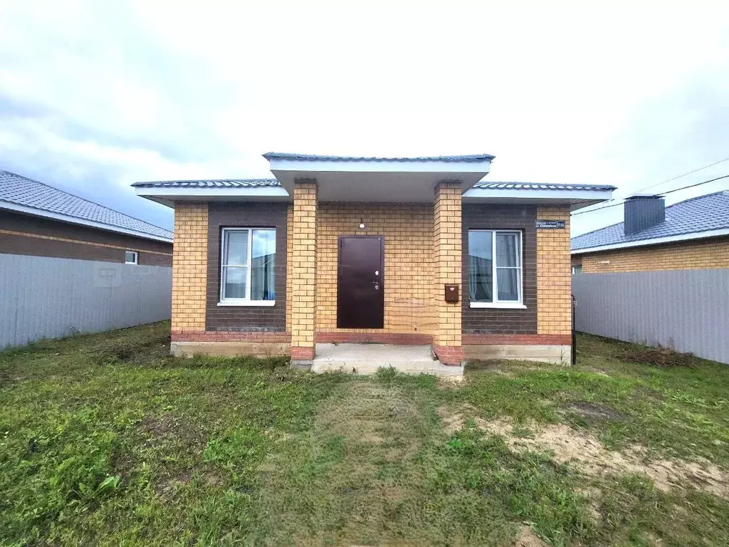 Дом в Татарстан, Лаишевский район, Никольское с/пос, с. Сапуголи, ... - Фото 1