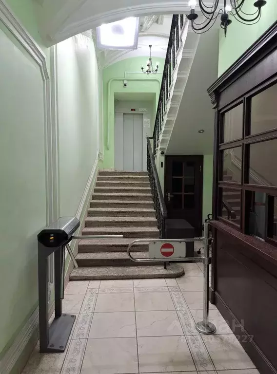 Офис в Санкт-Петербург ул. Рылеева, 18 (6 м) - Фото 2