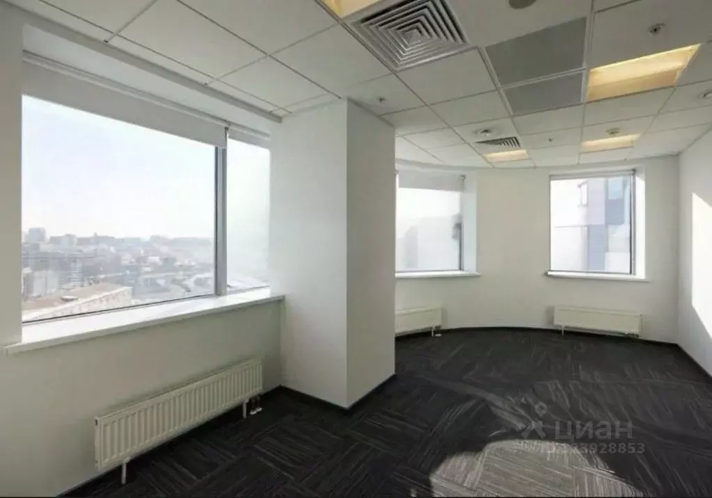 Офис в Москва ул. Двинцев, 12к1с1 (1384 м) - Фото 0