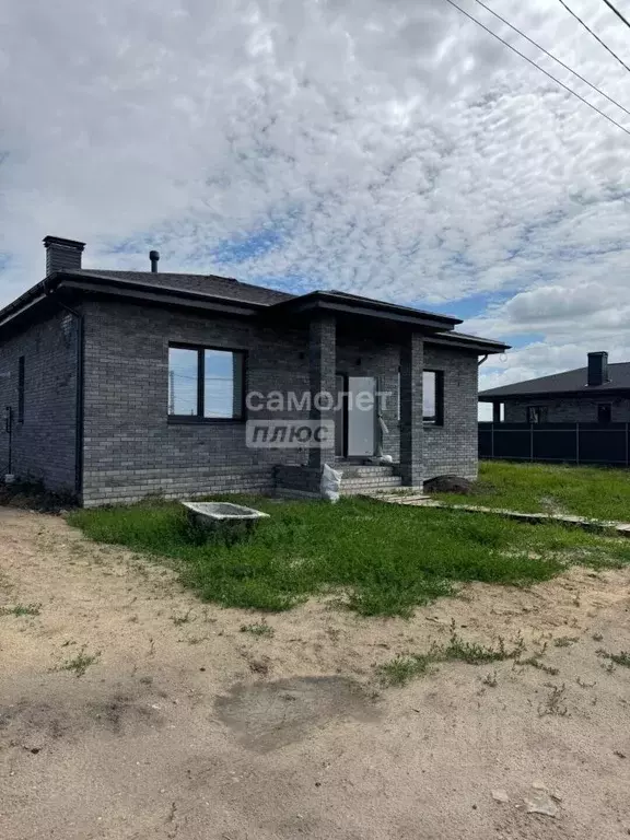 Дом в Воронежская область, Семилукский район, с. Девица  (125 м) - Фото 1