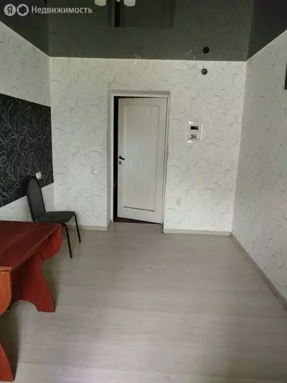 1к в -комнатной квартире (18 м) - Фото 1