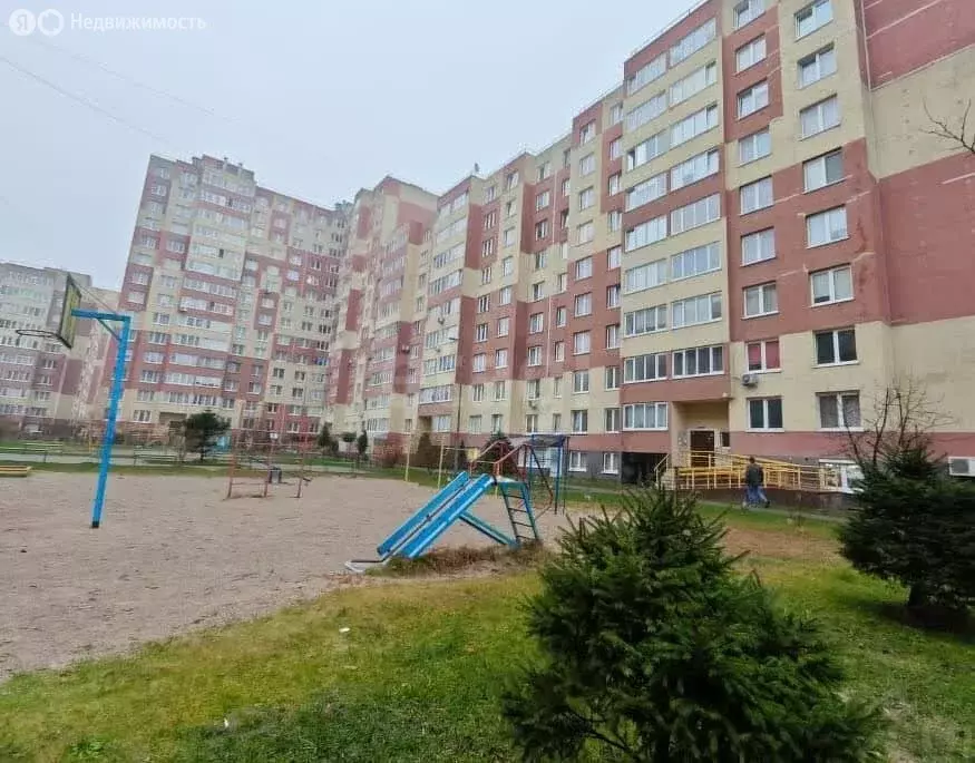 2-комнатная квартира: Калининград, улица Генерала Челнокова, 38 (60.6 ... - Фото 0