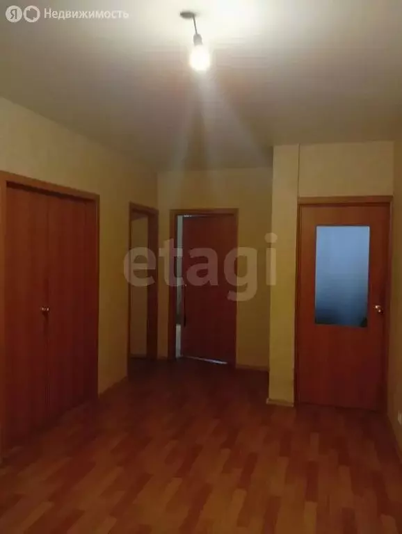 4-комнатная квартира: село Осиновая Гора, улица Аркадия Шипунова, 2 ... - Фото 1