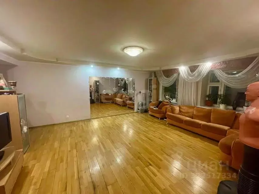 4-к кв. Вологодская область, Вологда ул. Чехова, 13 (139.5 м) - Фото 0