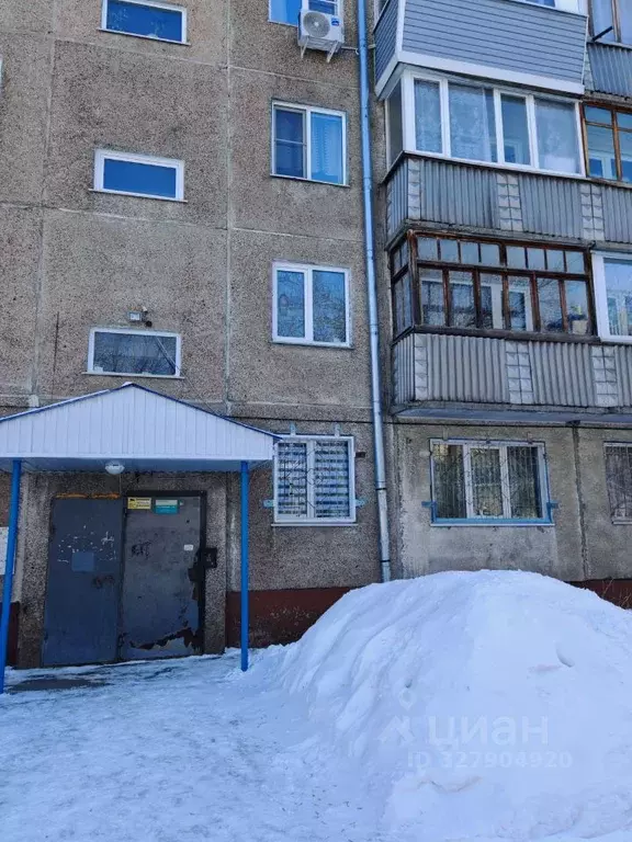 2-к кв. Алтайский край, Барнаул ул. Антона Петрова, 148 (43.6 м) - Фото 0