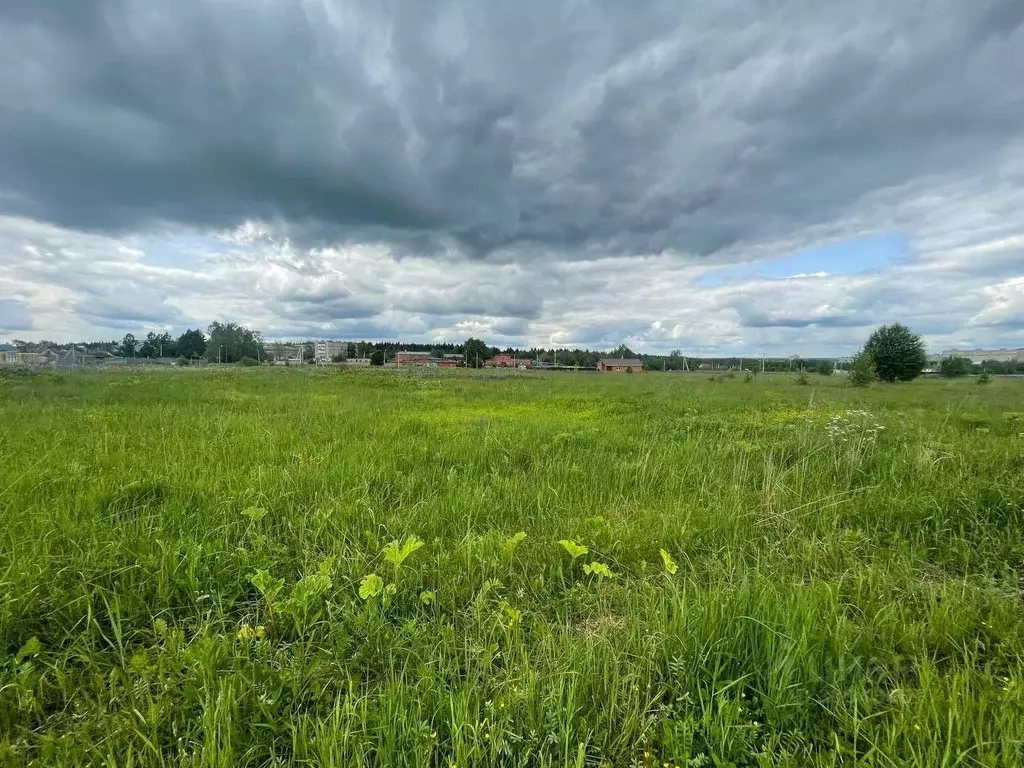 Участок в Московская область, Сергиево-Посадский городской округ, д. ... - Фото 0